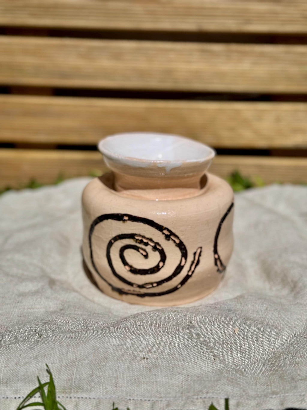 Wild Clay Vase — view 2