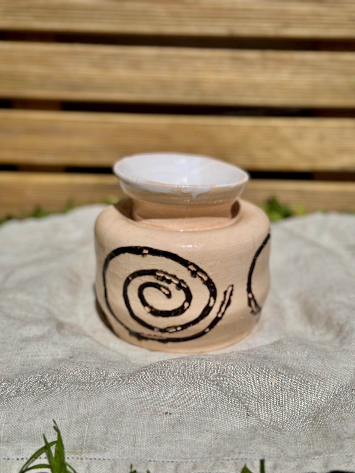 Wild Clay Vase — view 2