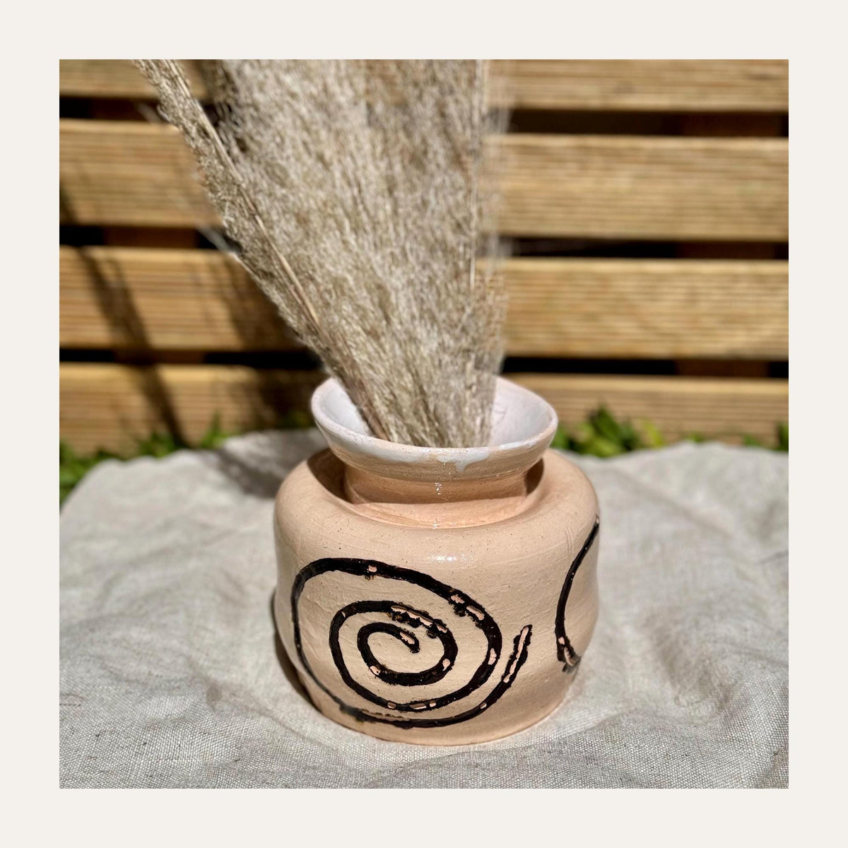 Wild Clay Vase — view 3